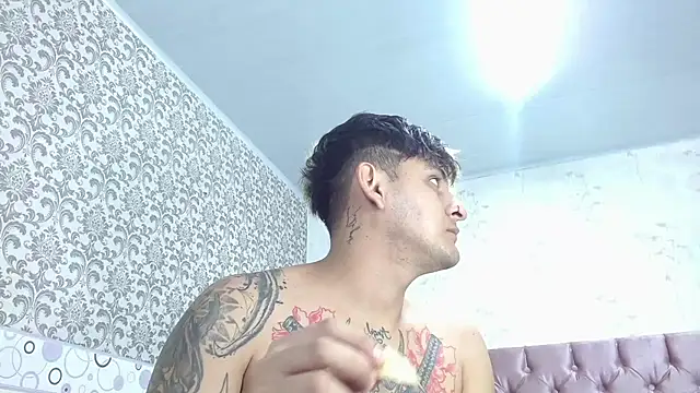 Dona and Carl online show from March 2025 02:53:02 AM