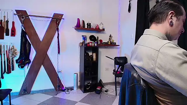 Snapshot of boy_n_girl chatting on February 2025 07:40:02 PM boy n girl online show from February 2025 07:40:02 PM