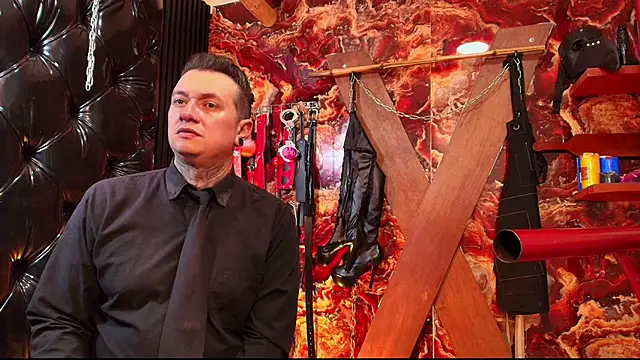 Snapshot of boy_n_girl chatting on December 2025 07:23:02 PM boy n girl online show from December 2025 07:23:02 PM