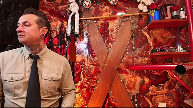 Snapshot of boy_n_girl chatting on December 2025 06:25:02 PM boy n girl online show from December 2025 06:25:02 PM