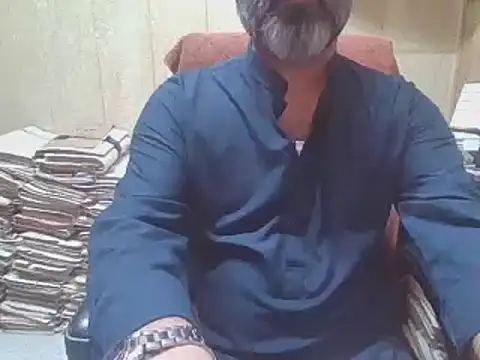 hairymaster95 online show from October 2025 03:29:01 AM