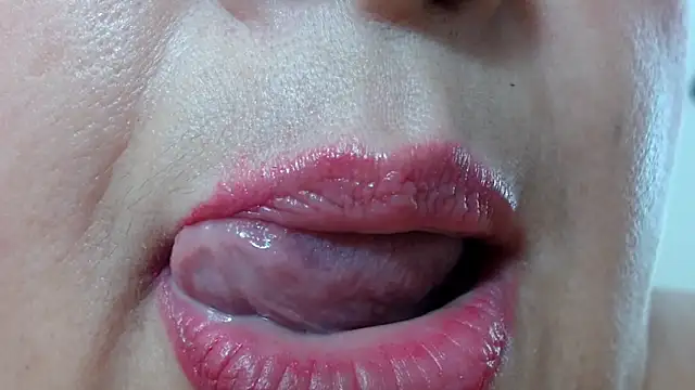 Kerly Doll online show from January 2025 08:33:02 PM