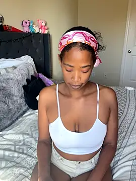 Cum2Charm online show from September 2025 05:05:02 PM