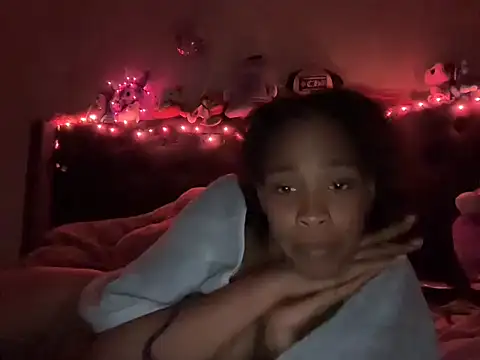 Cum2Charm online show from October 2025 02:32:01 AM