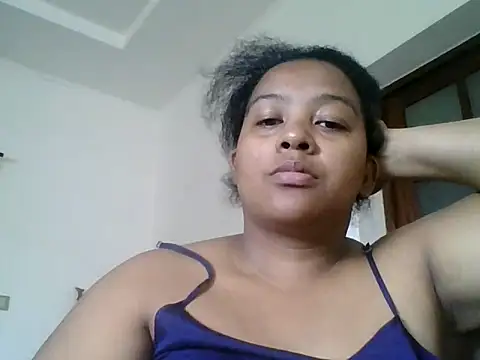 PRETTY-MI online show from November 2025 08:52:02 AM