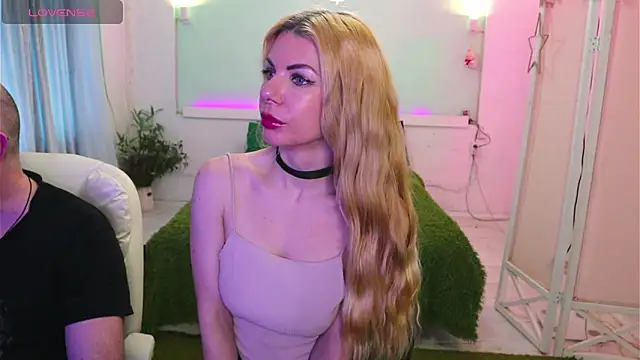 AlisaAleksandr online show from February 2026 02:28:01 PM