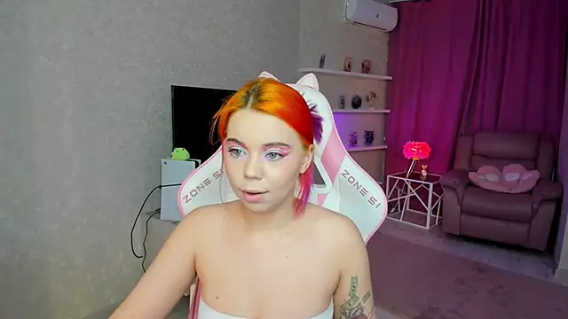 EnergyBunny 1 online show from May 2026 05:20:01 PM