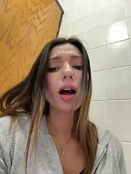  MiaQueen  online show from December 2024 09:19:02 PM