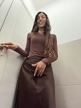  MiaQueen  online show from July 2026 09:28:02 PM