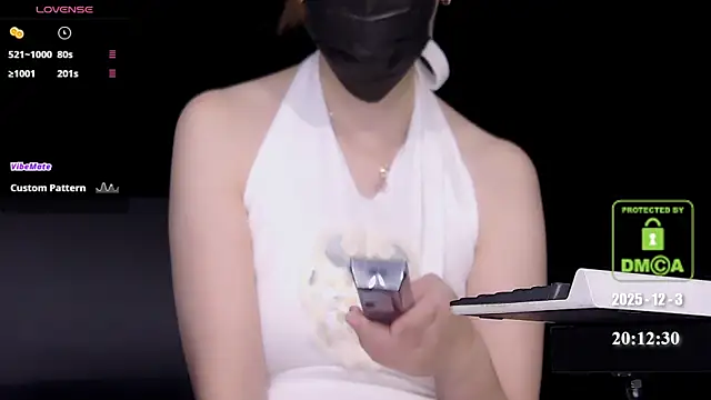 melia Z online show from December 2025 12:14:01 PM