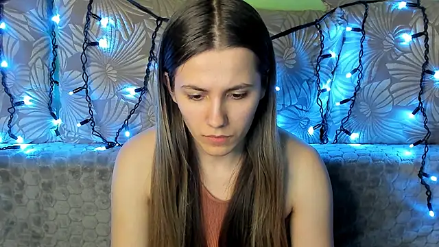 Snapshot of MaggieCake chatting on February 2025 04:58:01 AM MaggieCake online show from February 2025 04:58:01 AM