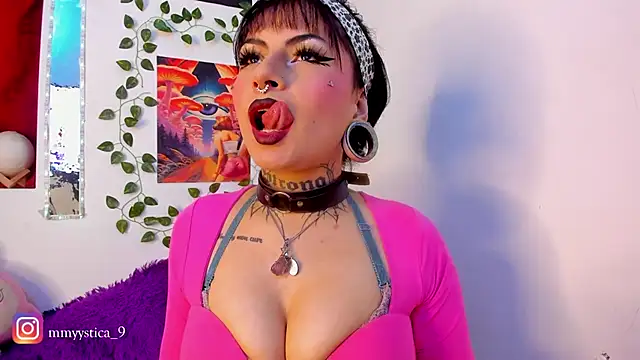 Rainnbow  online show from February 2026 04:29:02 AM