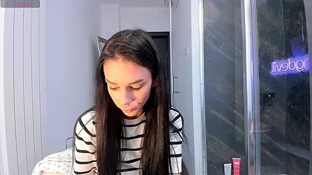 realhotfallingdevil online show from September 2025 03:52:02 AM