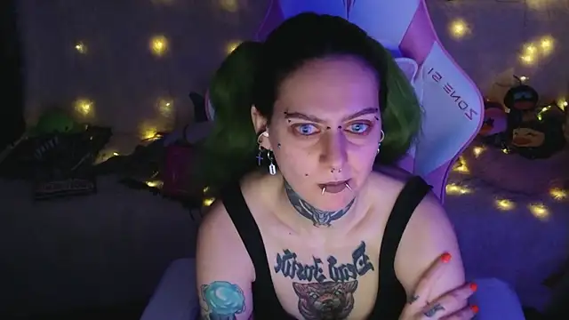 Ginger Stay online show from March 2026 09:25:01 PM