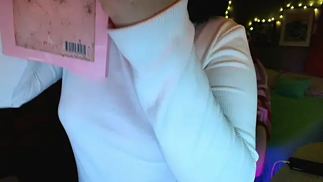 Snapshot of venus_666 chatting on November 2025 11:02:01 PM venus 666 online show from November 2025 11:02:01 PM