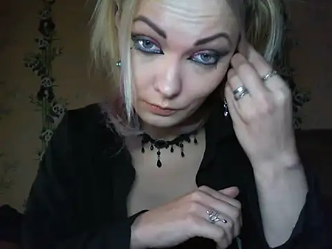 WildMissNiks online show from June 2026 06:26:02 AM