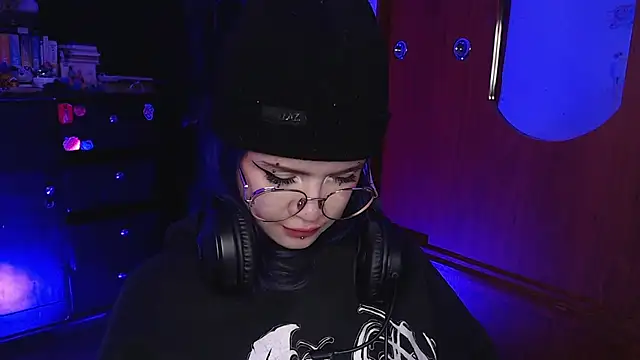 Raventh  online show from December 2025 11:54:01 PM