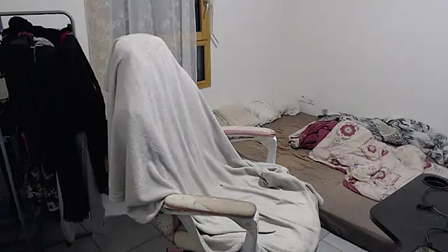 missthon0 online show from November 2025 06:12:01 AM