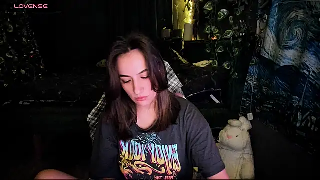 Selbi Paine online show from December 2024 11:47:01 PM