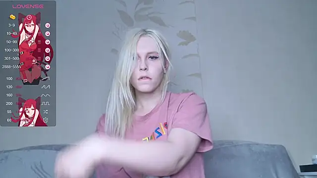 Snapshot of Evelyn_rabbit chatting on March 2025 01:51:01 PM Evelyn rabbit online show from March 2025 01:51:01 PM