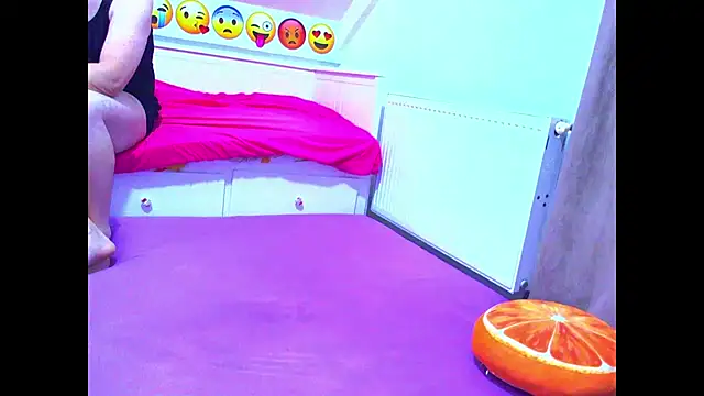 evehotty online show from November 2025 08:02:01 PM