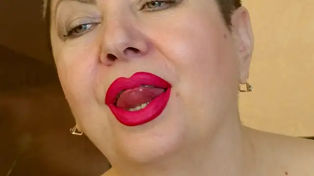 LadyPosh online show from January 2025 10:01:01 PM