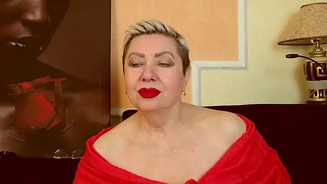 LadyPosh online show from May 2026 08:18:01 PM