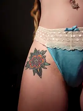 LucidLucy online show from November 2025 12:42:02 AM