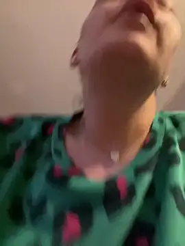 Snapshot of Dirtyfeelin chatting on December 2024 08:36:01 PM Dirtyfeelin online show from December 2024 08:36:01 PM