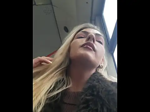 Snapshot of Dirtyfeelin chatting on February 2026 02:13:01 PM Dirtyfeelin online show from February 2026 02:13:01 PM