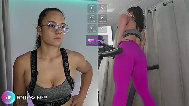 Snapshot of afroditaP_ chatting on October 2025 09:39:01 AM afroditaP online show from October 2025 09:39:01 AM