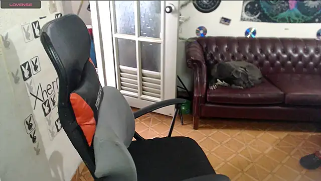 xherry horny online show from March 2025 03:40:01 PM