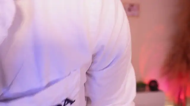 Snapshot of curvyliciousss chatting on September 2025 04:19:02 PM curvyliciousss online show from September 2025 04:19:02 PM