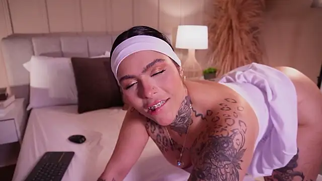 curvyliciousss online show from March 2026 05:31:02 PM