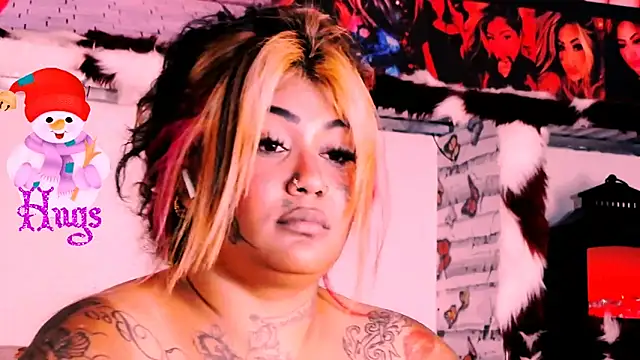 Snapshot of indian_dreamgirl chatting on December 2024 01:43:02 PM indian dreamgirl online show from December 2024 01:43:02 PM