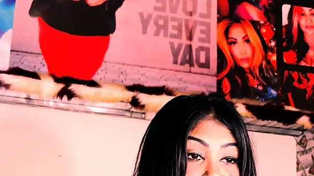 Snapshot of indian_dreamgirl chatting on September 2025 02:55:01 PM indian dreamgirl online show from September 2025 02:55:01 PM