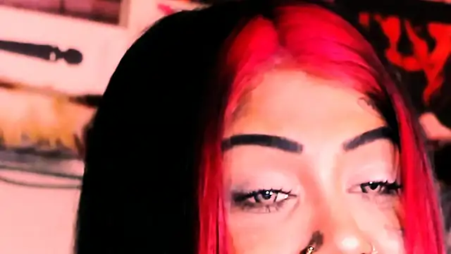 Snapshot of indian_dreamgirl chatting on November 2025 10:30:02 PM indian dreamgirl online show from November 2025 10:30:02 PM