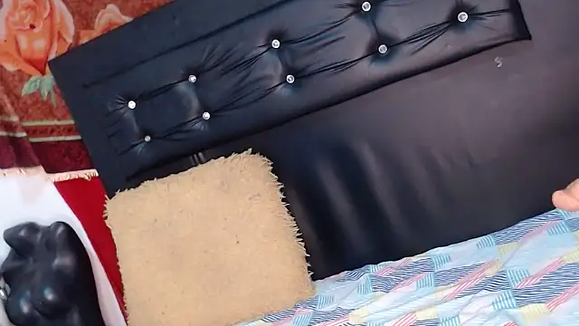 Snapshot of camilastar89 chatting on November 2025 11:27:01 PM camilastar89 online show from November 2025 11:27:01 PM