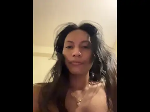 Snapshot of DarlingJenny22 chatting on June 2026 11:18:02 PM DarlingJenny22 online show from June 2026 11:18:02 PM