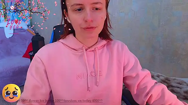 Snapshot of DanaMartina chatting on February 2025 09:11:02 AM DanaMartina online show from February 2025 09:11:02 AM