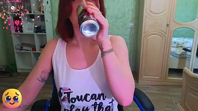 Snapshot of DanaMartina chatting on March 2025 12:01:01 PM DanaMartina online show from March 2025 12:01:01 PM