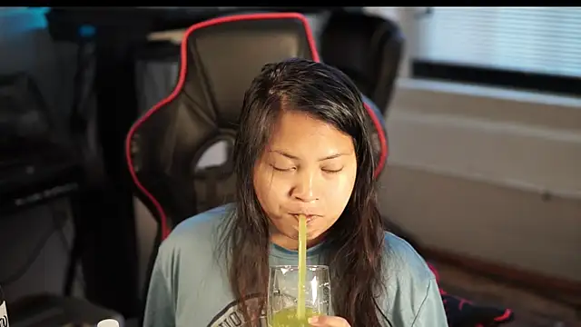 Bubbleliyah online show from January 2025 02:14:02 PM