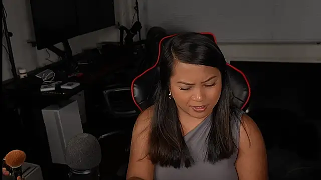 Bubbleliyah online show from March 2025 04:49:02 AM