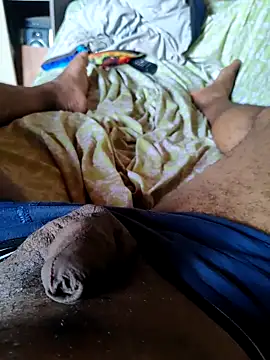 mineirinhosedutor2210 online show from November 2025 08:10:01 PM