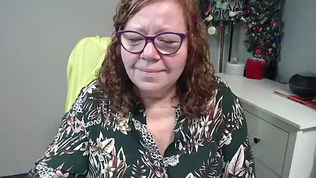 Snapshot of Adelewildx chatting on January 2026 05:12:01 AM Adelewildx online show from January 2026 05:12:01 AM