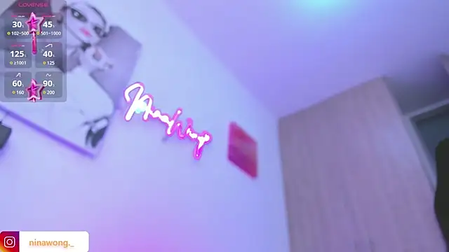 Snapshot of NinaWong chatting on March 2025 07:38:01 PM NinaWong online show from March 2025 07:38:01 PM