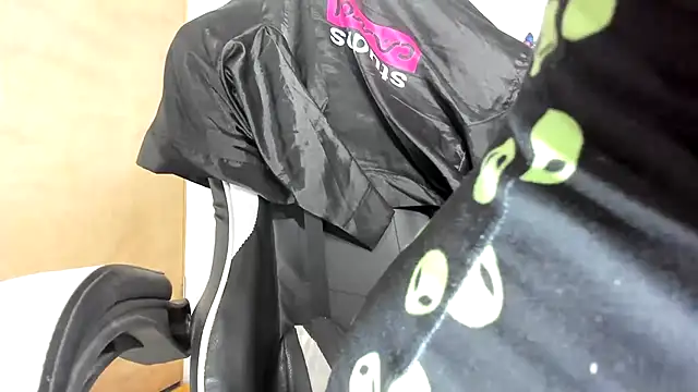 Snapshot of darsha_sahu chatting on November 2025 12:38:02 AM darsha sahu online show from November 2025 12:38:02 AM