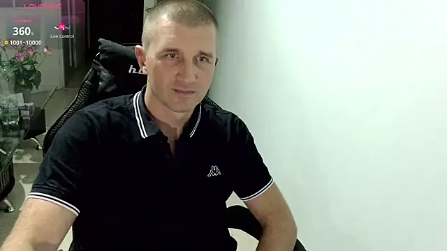 Snapshot of Maribor chatting on September 2025 01:17:01 AM Maribor online show from September 2025 01:17:01 AM