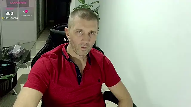 Snapshot of Maribor chatting on October 2025 09:23:02 PM Maribor online show from October 2025 09:23:02 PM