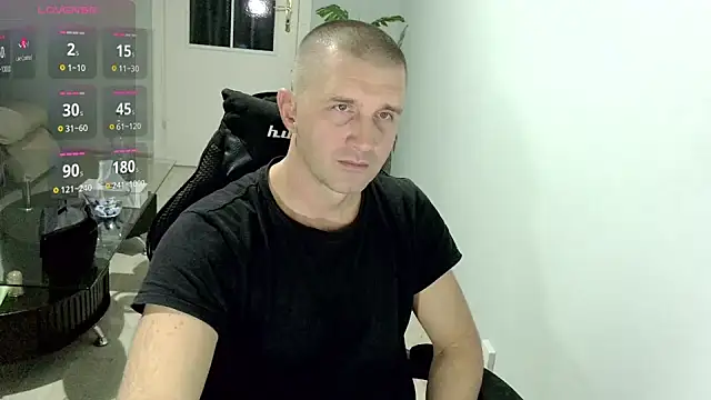 Snapshot of Maribor chatting on October 2025 11:07:01 PM Maribor online show from October 2025 11:07:01 PM